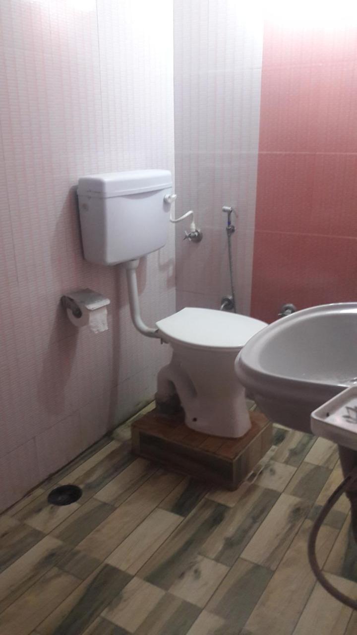 Wow Rooms 4 You Jabalpur Eksteriør bilde